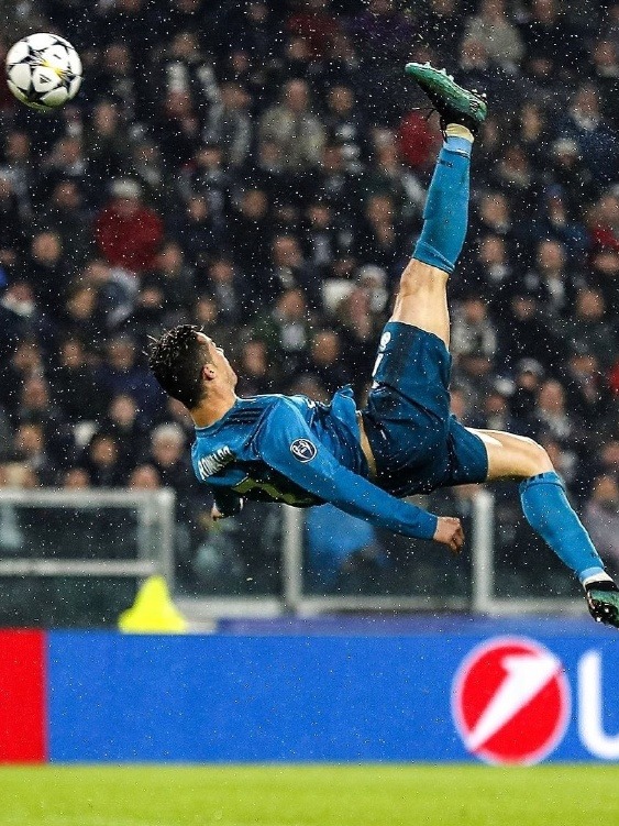 竞技宝-包含C罗在加拿大队比赛中高光表现，战术调整引发热议！的词条